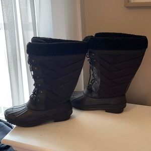 BRAND NEW! TORRID SHERPA COLD WEATHER BOOTS 10WW